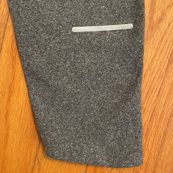 Nike Element DriFit 1/4 Zip - Picture 9 of 16